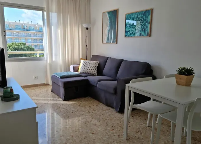 Sunsea Lloret 公寓 *